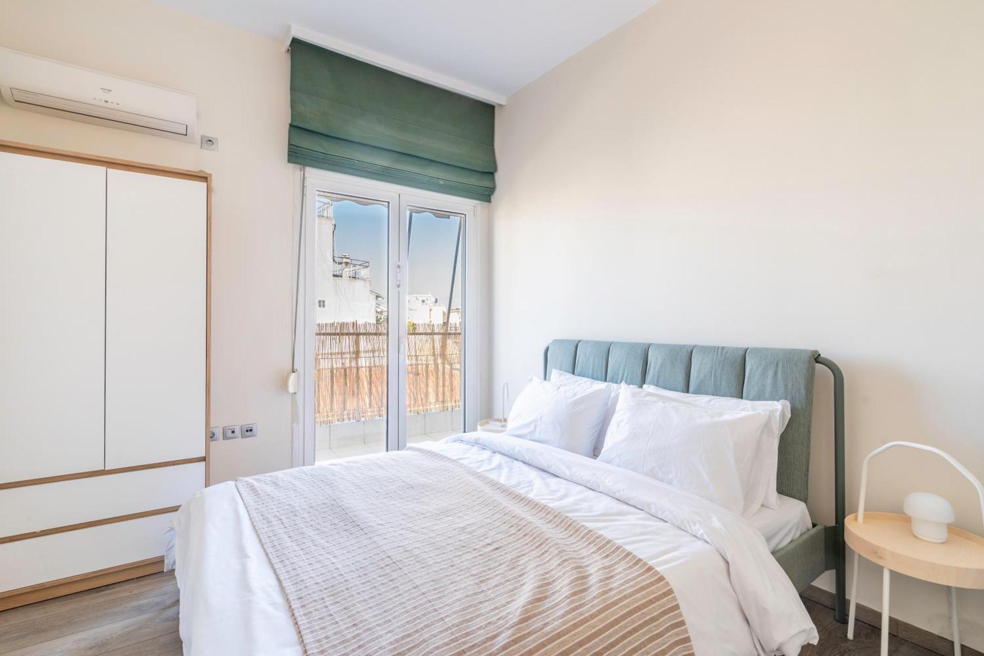City Oasis: Newly Renovated 2Br Apt In City Center أثينا المظهر الخارجي الصورة