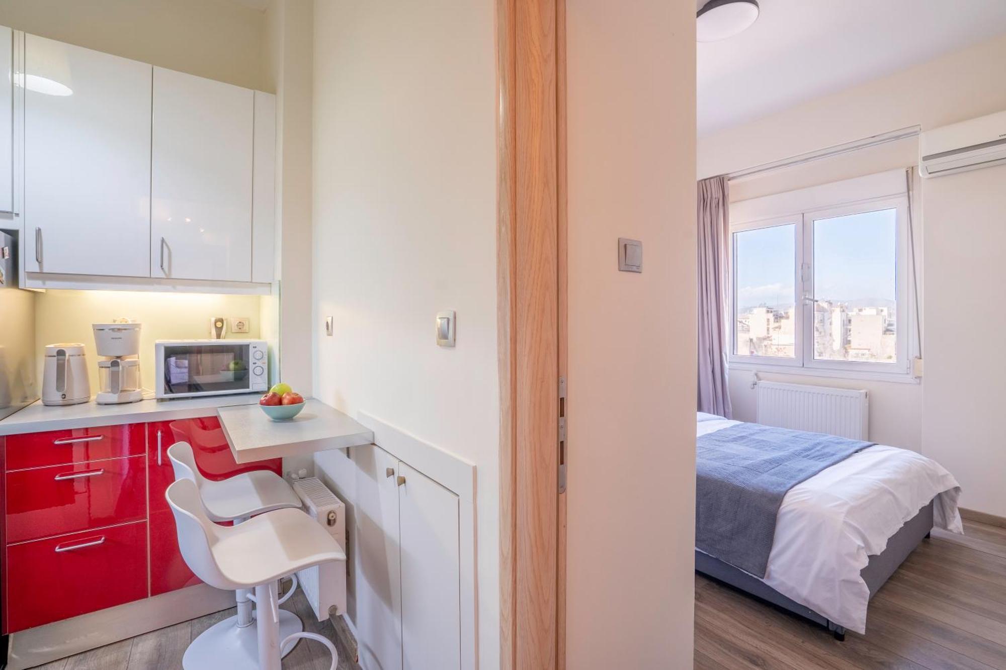 City Oasis: Newly Renovated 2Br Apt In City Center أثينا المظهر الخارجي الصورة