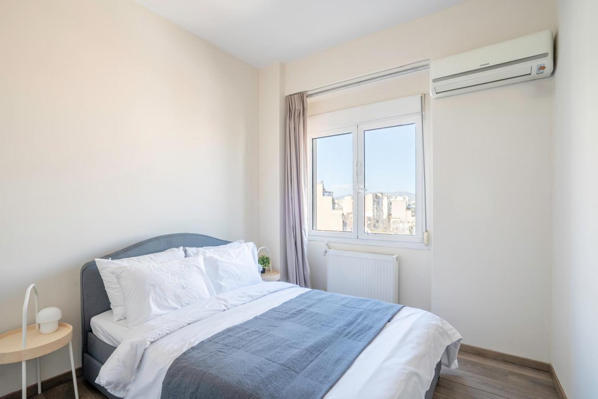 City Oasis: Newly Renovated 2Br Apt In City Center أثينا المظهر الخارجي الصورة
